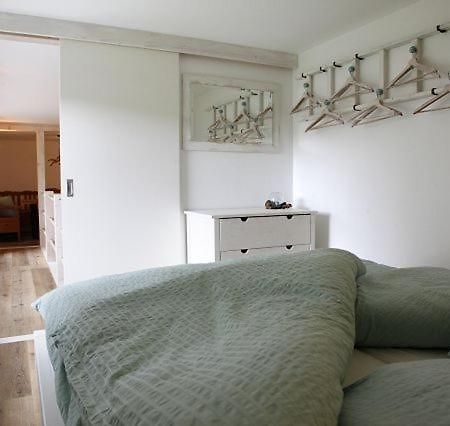 Inn66 Poolhaus Sundern Bagian luar foto